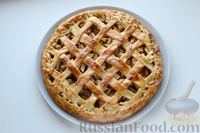 Фото приготовления рецепта: Американский яблочный пирог - шаг №18