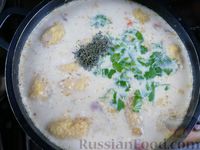 Фото приготовления рецепта: Белый закарпатский суп с фасолью и манными клёцками - шаг №24