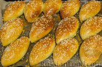 Фото приготовления рецепта: Дрожжевые пирожки с цветной капустой и сыром (в духовке) - шаг №23