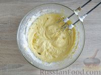 Фото приготовления рецепта: Закусочный жёлтый кекс с брокколи - шаг №8