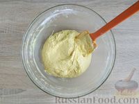 Фото приготовления рецепта: Закусочный жёлтый кекс с брокколи - шаг №9