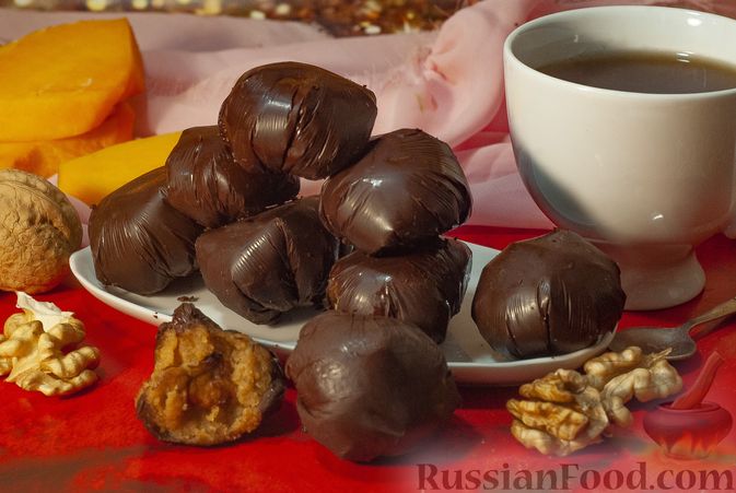 Шоколадные конфеты из бисквитного печенья Савоярди с кофе и ликером