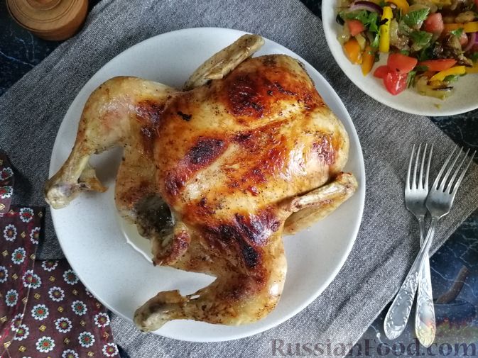Курица, запеченная на подушке из хлеба и швейцарского мангольда - Безмолочная Рецепты