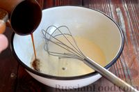 Фото приготовления рецепта: Шоколадно-кофейный кекс в кружке (в микроволновке) - шаг №5