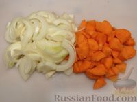 Фото приготовления рецепта: Овощное рагу с курицей и консервированной фасолью - шаг №4