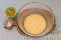 Фото приготовления рецепта: Орехово-морковный пирог с грушами, на кукурузной и овсяной муке - шаг №3