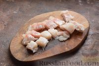 Фото приготовления рецепта: Открытые слойки с рыбой, морковью и помидорами черри - шаг №7