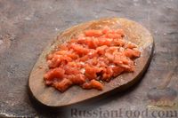 Фото приготовления рецепта: Рыбные тефтели, тушенные в томатном соусе - шаг №8