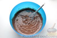 Фото приготовления рецепта: Шоколадный пирог на сметане - шаг №6