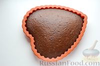 Фото приготовления рецепта: Шоколадный пирог на сметане - шаг №8