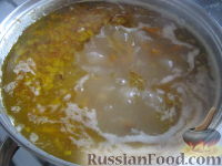 Фото приготовления рецепта: Ароматный грибной суп (из сушеных грибов) - шаг №9