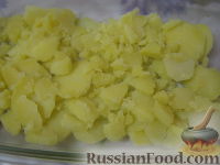 Фото приготовления рецепта: Запечённые рулеты из лаваша с капустой и беконом в яично-молочной заливке - шаг №9