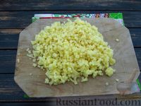 Фото приготовления рецепта: Колбаски из мясного фарша с картошкой, запечённые в фольге - шаг №6