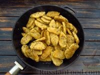Фото приготовления рецепта: Клёцки из тыквы, жаренные в сливочном масле - шаг №20