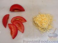 Фото приготовления рецепта: Зразы из индейки с яйцом, сыром и зеленью (в духовке) - шаг №8