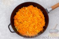 Фото приготовления рецепта: Пшеничная каша "Артек" с морковью и луком - шаг №5