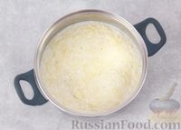 Фото приготовления рецепта: Молочная рисовая каша с яблоками - шаг №5