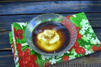 Фото приготовления рецепта: Филе индейки, тушенное с луком в сметане и соевом соусе - шаг №9