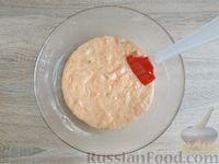 Фото приготовления рецепта: Морковный кекс с курагой - шаг №9