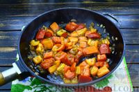 Фото приготовления рецепта: Булгур с курицей и овощами (на сковороде) - шаг №7
