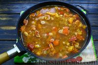 Фото приготовления рецепта: Булгур с курицей и овощами (на сковороде) - шаг №12