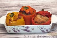 Фото приготовления рецепта: Фаршированные перцы с куриным филе в пряном соевом маринаде (в духовке) - шаг №10
