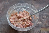 Фото приготовления рецепта: Макароны с тефтелями и сыром, запечённые в томатном соусе - шаг №5