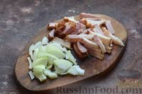 Фото приготовления рецепта: Клафути с капустой, беконом и зеленью - шаг №4