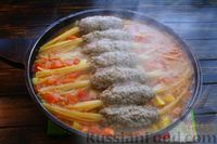 Фото приготовления рецепта: Люля-кебаб "Дедушкины усы" (из говядины), на сковороде - шаг №14