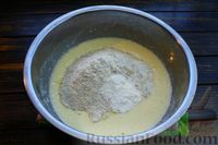 Фото приготовления рецепта: Ленивый капустный пирог на кефире, с цельнозерновой мукой - шаг №10