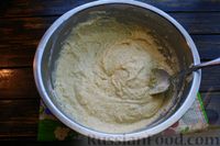 Фото приготовления рецепта: Ленивый капустный пирог на кефире, с цельнозерновой мукой - шаг №11
