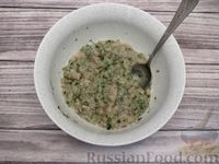 Фото приготовления рецепта: Морковно-сырный рулет с куриным фаршем - шаг №9