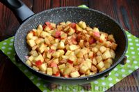 Фото приготовления рецепта: Маффины с яблоками и корицей - шаг №4