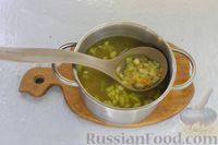 Фото приготовления рецепта: Куриный суп с клёцками - шаг №7