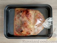 Фото приготовления рецепта: Курица с рисом и овощами, запечённая в пакете - шаг №14