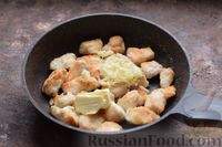 Фото приготовления рецепта: Куриное филе с чесноком, мёдом и соевым соусом - шаг №7