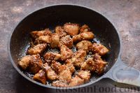 Фото приготовления рецепта: Куриное филе с чесноком, мёдом и соевым соусом - шаг №10