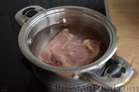 Фото приготовления рецепта: Картофельный суп-пюре с сыром, на курином бульоне - шаг №2