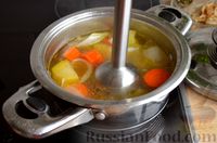 Фото приготовления рецепта: Картофельный суп-пюре с сыром, на курином бульоне - шаг №9
