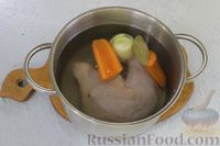 Фото приготовления рецепта: Нутовый суп с копчёной грудинкой и орехами - шаг №5