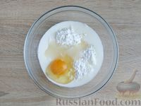 Фото приготовления рецепта: Запеканка из йогурта с кефиром и бананом - шаг №5