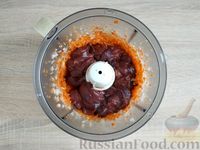 Фото приготовления рецепта: Печёночные оладьи с морковью - шаг №6