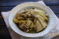 Фото приготовления рецепта: Томатный суп с курицей, консервированной фасолью и овощами - шаг №3