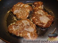 Фото приготовления рецепта: Куриное филе в грибном кляре - шаг №12