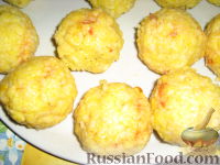 Фото приготовления рецепта: Рисовые "Апельсинки" с соусом Рагу   (Arancini al ragu) - шаг №11