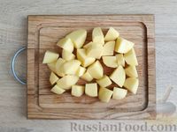 Фото приготовления рецепта: Картофельное рагу с тыквой и стручковой фасолью - шаг №2