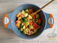 Фото приготовления рецепта: Картофельное рагу с тыквой и стручковой фасолью - шаг №9