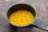Фото приготовления рецепта: Рис с нутом, овощами и курагой - шаг №4