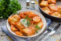 Фото к рецепту: Ленивые пельмени, тушенные с картошкой (на сковороде)