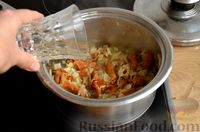 Фото приготовления рецепта: Крем-суп из лисичек - шаг №8